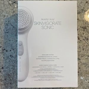 Mary Kay Skinvigorate Sonic Skin Care System